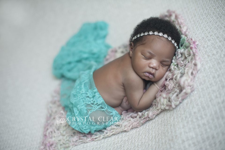 Atlanta Newborn Photographer | Fairburn Newborn Photographer | Crystal Clear Photography 